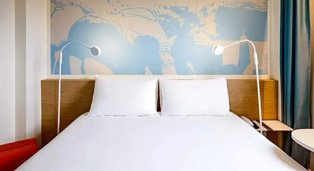 Двухместный семейный люкс Standard ibis Styles Toulouse Nord Sesquieres
