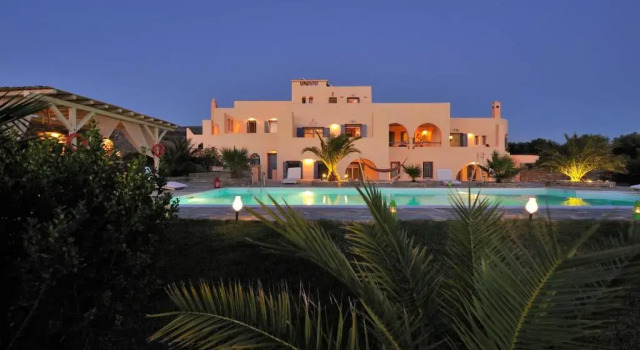 Вилла Parian Holiday Villas