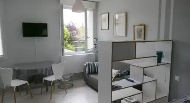 Studio proche gare St Jean