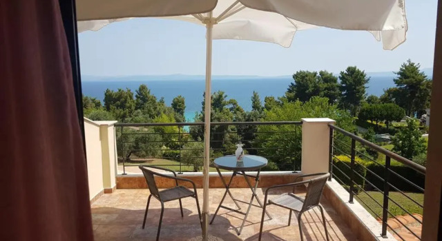 Villa Karolina - Halkidiki Kriopigi - 3 bedrooms, Rezerwuj Willa Wille w Macedonia, Willa
