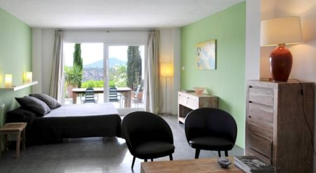 Villa Laguna