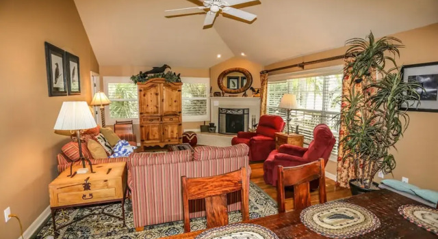 3610 Estero Blvd, Забронировать Отель Отели Fort Myers Area с парковкой, Парковка