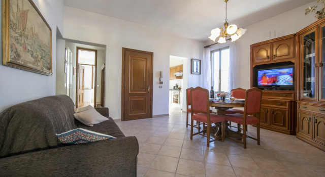 Casa Amabile With Pool, Prenota Hotel Leggiuno Lombardia