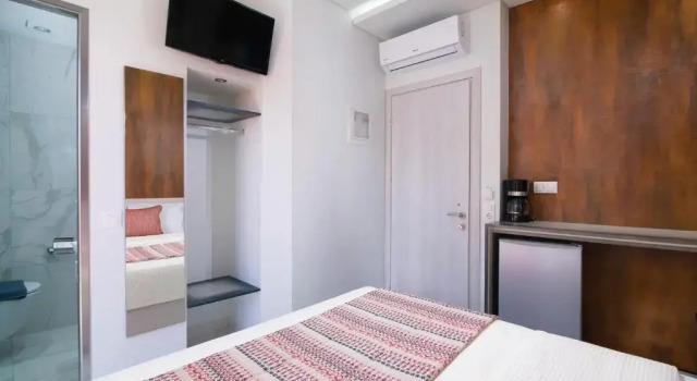 Двухместный номер Deluxe с балконом Molos Hotel