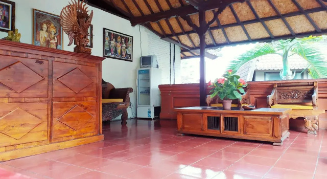 Pande Permai Bungalows, Забронировать Отель Отели провинции Бали с завтраком, Завтраки