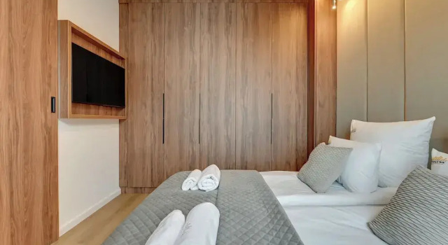 Апартаменты Superior Brabank Riverside Premium Suites & Free Parking by Downtown Apartments