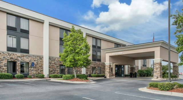 Hampton Inn Douglas, Boek Hotel Hotels in Georgia met parkeren, Parkeren