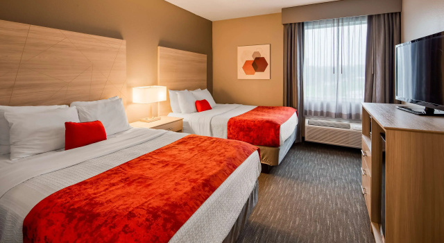 Четырёхместный люкс Best Western Plus New Cumberland