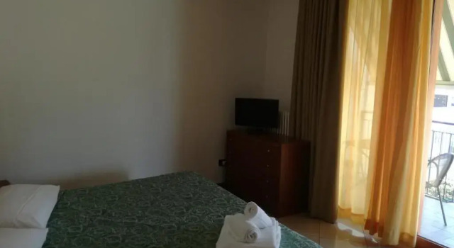 Residenza Orchidee, Prenota Hotel Hotel a Veneto con piscina, Piscina