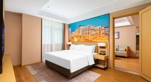 Люкс Business Vienna International Hotel