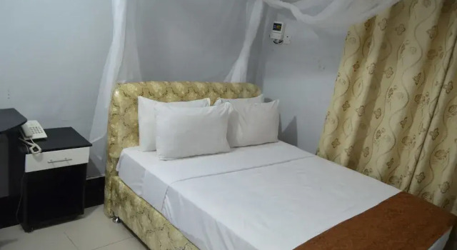 Номер Deluxe Mbezi Garden Hotel