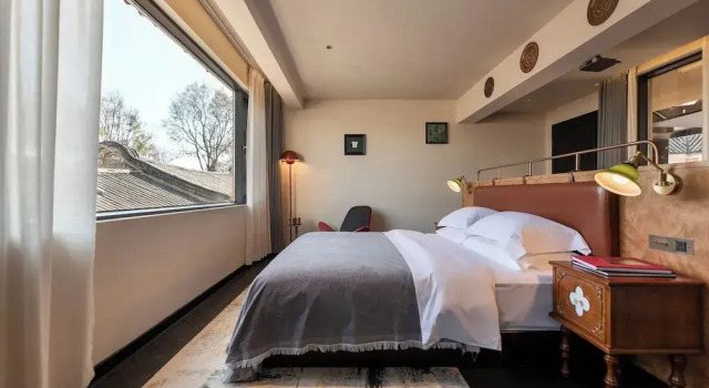 Люкс Luxury с видом на парк Sixi Golden Sunrise Sound Sleep Hotel