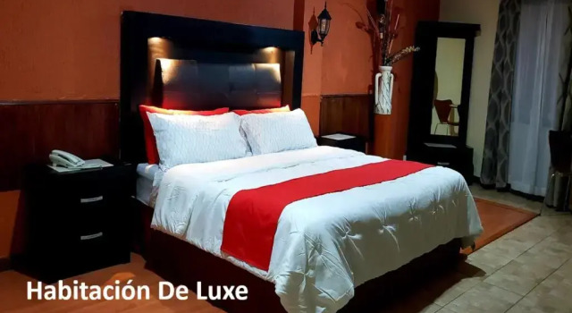 Номер Deluxe Hotel Murillo Plaza