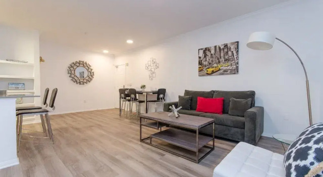 Hollywood Walk of Fame Two Bedrooms, Забронировать Отель Отели Лос-Анджелеса 3 звезды, рядом с Guinness Museum, 3*