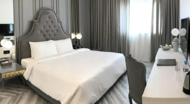 Nishat Hotel Johar Town, Rezerwuj Hotel Hotele 4-gwiazdkowe w Lahaur, 4*
