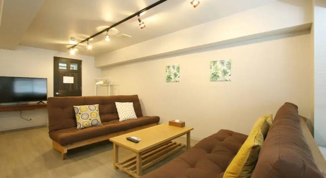 Guest House Osaka Tsukamoto, Забронировать Гостевой дом Сакаи Осака, рядом с Tsukamoto Station Shopping Street