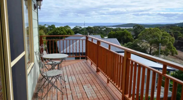 Коттедж Coles Bay House