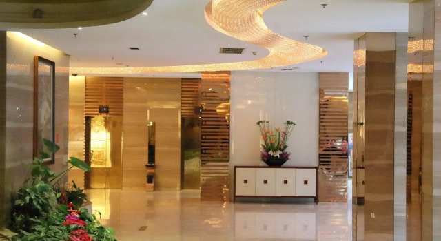 Mercure Chengdu North, Забронировать Отель Отели Лунцюанььи 4 звезды, 4*