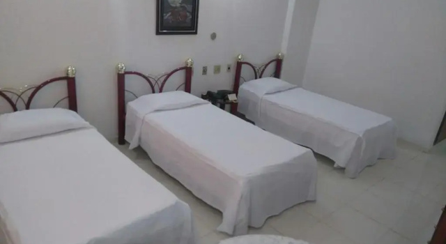Трёхместный номер Standard Obeid Plaza Hotel