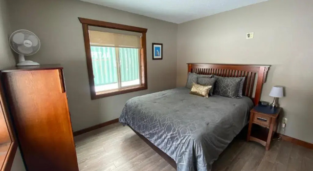 Raven, Buchen Sie Hotel Valemount 