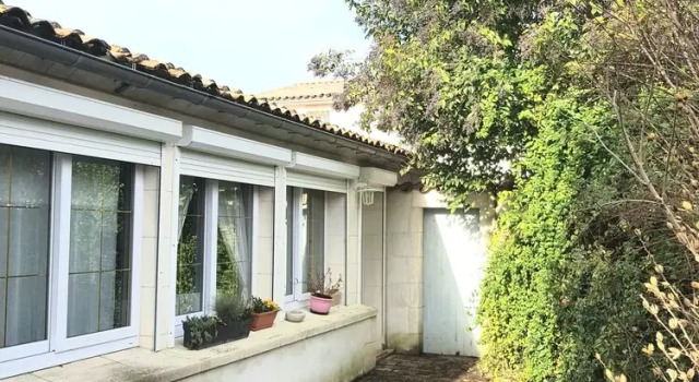 La Chaleureuse, Rezerwuj Hotel Hotele w Charente-Maritime z parkingiem, Parking