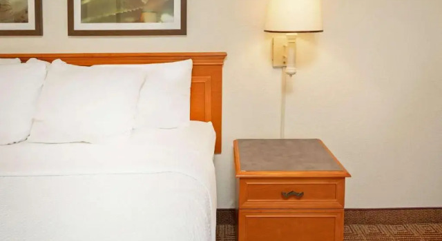 Номер La Quinta Inn & Suites by Wyndham Salt Lake City - Layton