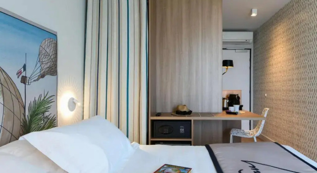 Четырёхместный семейный номер Standard Hôtel Jules Verne Biarritz