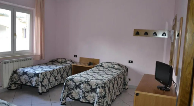 Четырёхместный номер Standard Albergo Di Murlo