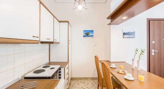 Апартаменты Happy Stay in Elegant & Bright Flat near Metro