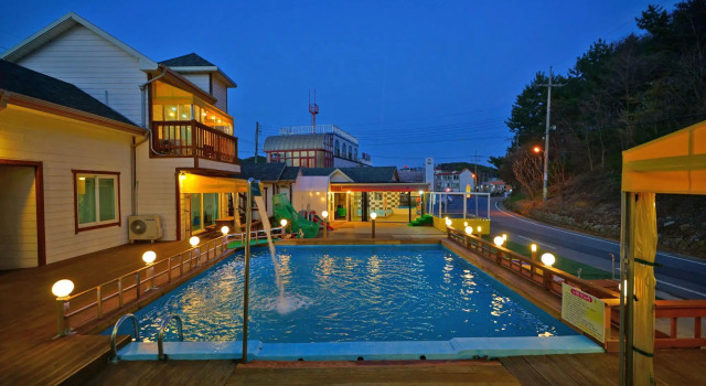 anmyeondo neipkeulrobeo suyeongjangpensyeon, Reserva ahora Hotel Anmyeon Chungcheongnam-Do