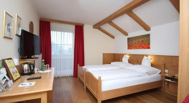 Двухместный номер Standard с балконом Hotel-Garni Schernthaner