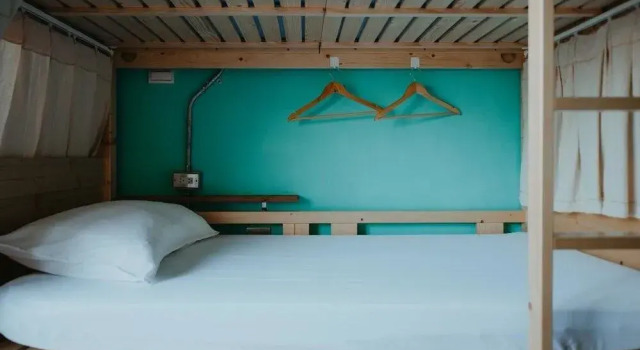 1995 B&B-Hostel, Забронировать Отель Отели в центре Цзиньчэн, в центре, Парковка