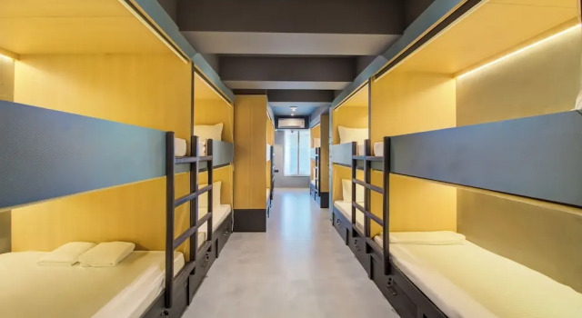 Кровать в общем номере (мужской номер) Mumbai Dorms