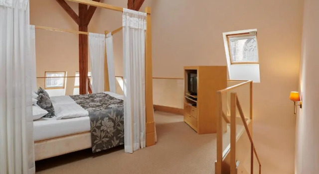 Zolder Junior Suite Ventana Hotel Prague