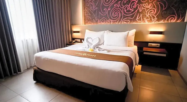 Полулюкс Midtown Hotel Samarinda