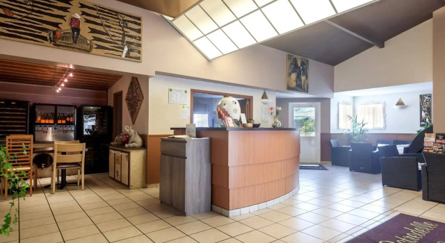 L'Estredelle, Prenota Hotel Hotel a Alvernia con parcheggio, Parcheggio