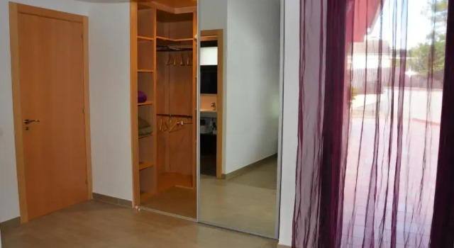 Villa Sitges La Calma 10 minutes drive Sitges 2 minutes walk Garraf Park AC
