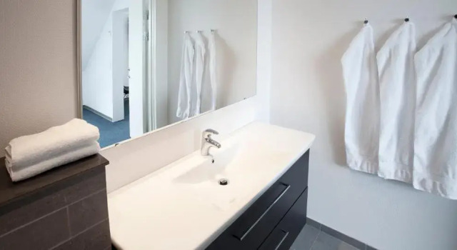 Двухместный номер Deluxe с балконом и с видом на море 62N Hotel - City Center