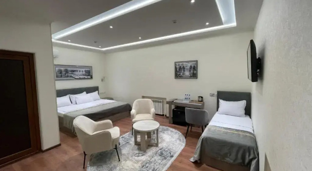 Camera Superior Registon Saroy Hotel