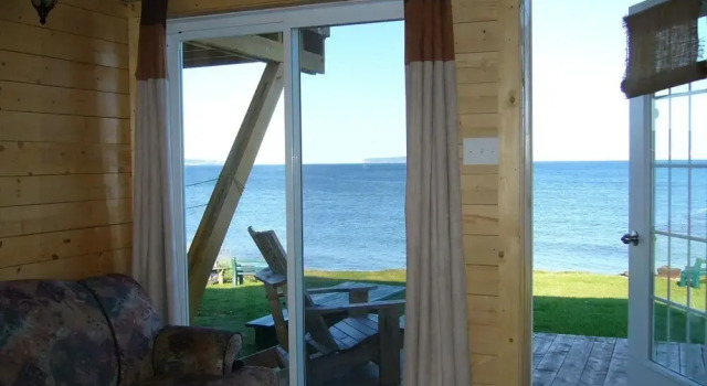 Коттедж с 2 комнатами с балконом Chalets Nature Océan