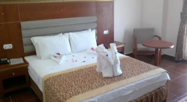 Yay Grand Hotel