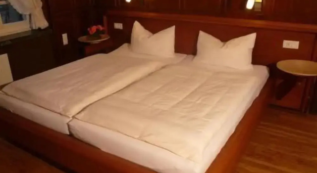 Hotel Rosenhaus, Rezervasyon Otel Velbert Kuzey Ren-Vestfalya