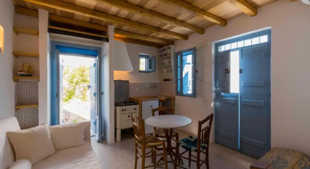 Mezzo Lovero Suites Kimolos, Rezervovat Hotel Kimolos Kyklady