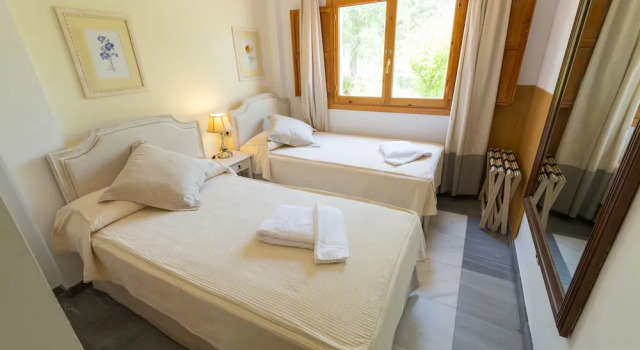 Семейный люкс с 2 комнатами Hotel Villa Turística de Laujar de Andarax