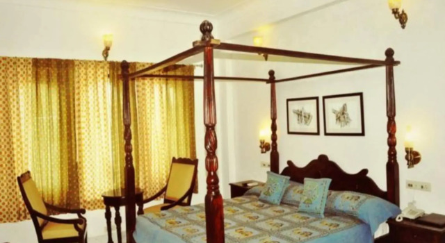 Kotra Haveli A Boutique Hotel by Lake Pichola, Забронировать Бутик-отель Отели штата Раджастхана с парковкой, Парковка