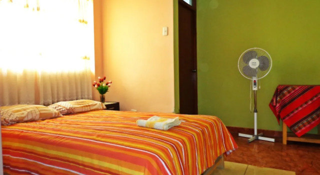 Двухместный номер Standard с балконом Hostal Geminis