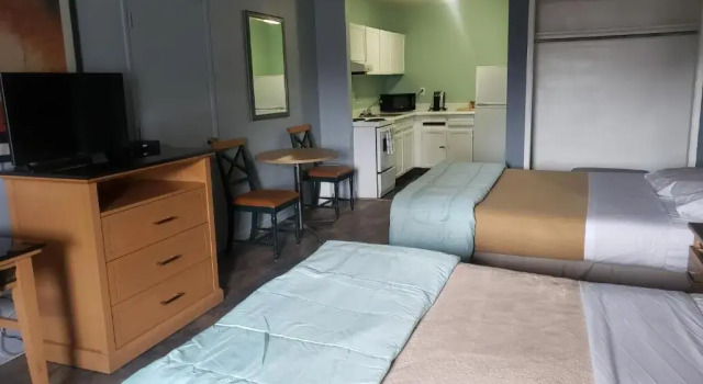 Номер Superior Metro Inn