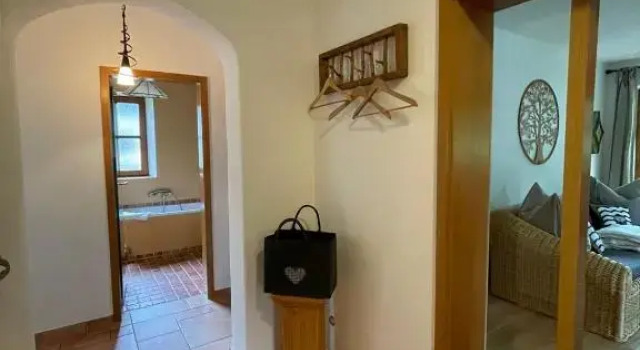 Ferienwohnung Mit Herz Seebruck Am Chiemsee, Varaa Hotelli Hotellit Baijeri pysäköinnillä, Pysäköinti