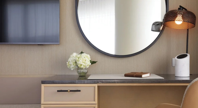 Четырёхместный номер Classic InterContinental Seattle Bellevue, by IHG