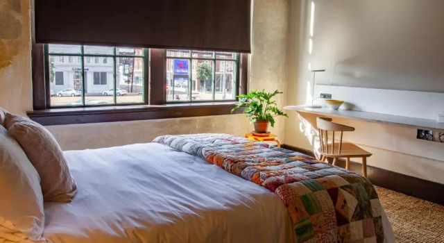 Номер Superior Travelers Hotel